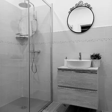 Alojamento de Acomodação e Pequeno-almoço Il Ghiro 3*