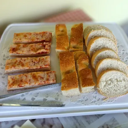 Il Ghiro Alojamento de Acomodação e Pequeno-almoço Riolunato